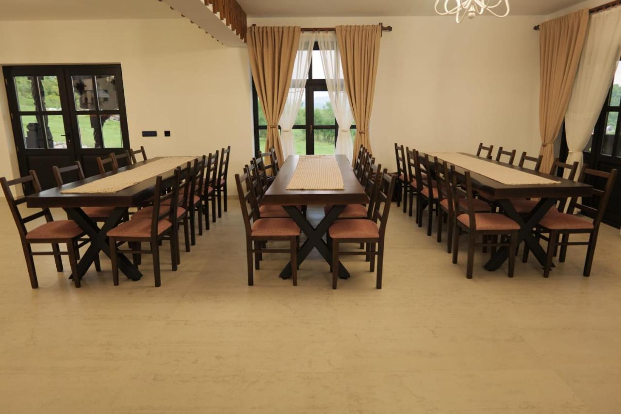 Mosia Dar In Rai Apartment Berbesti ภายนอก รูปภาพ