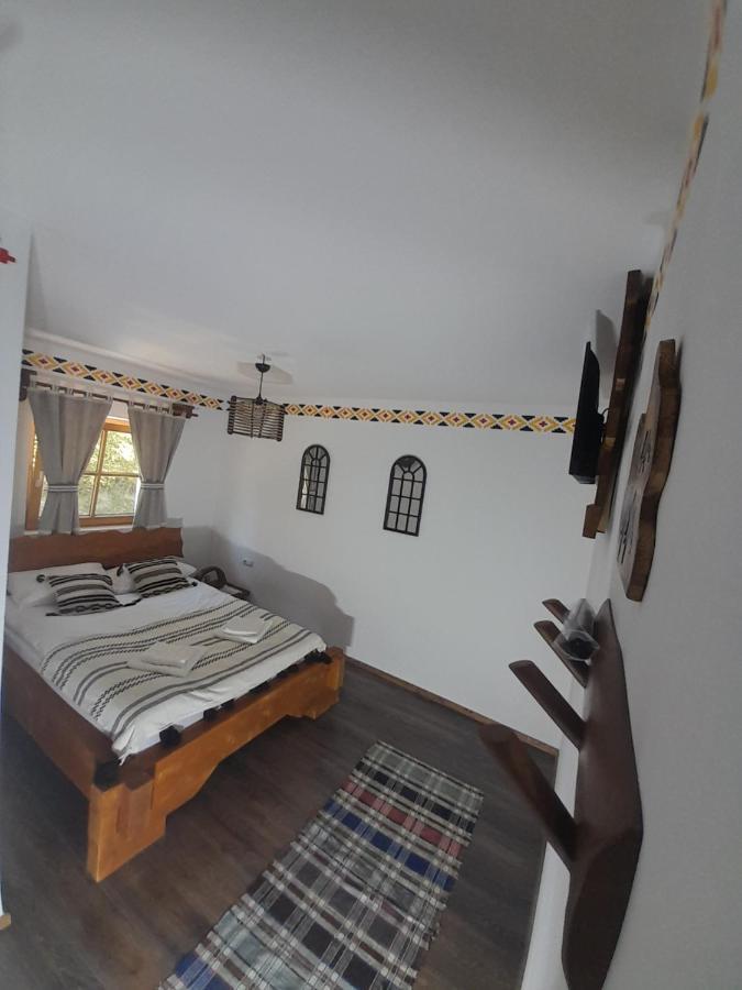 Mosia Dar In Rai Apartment Berbesti ภายนอก รูปภาพ