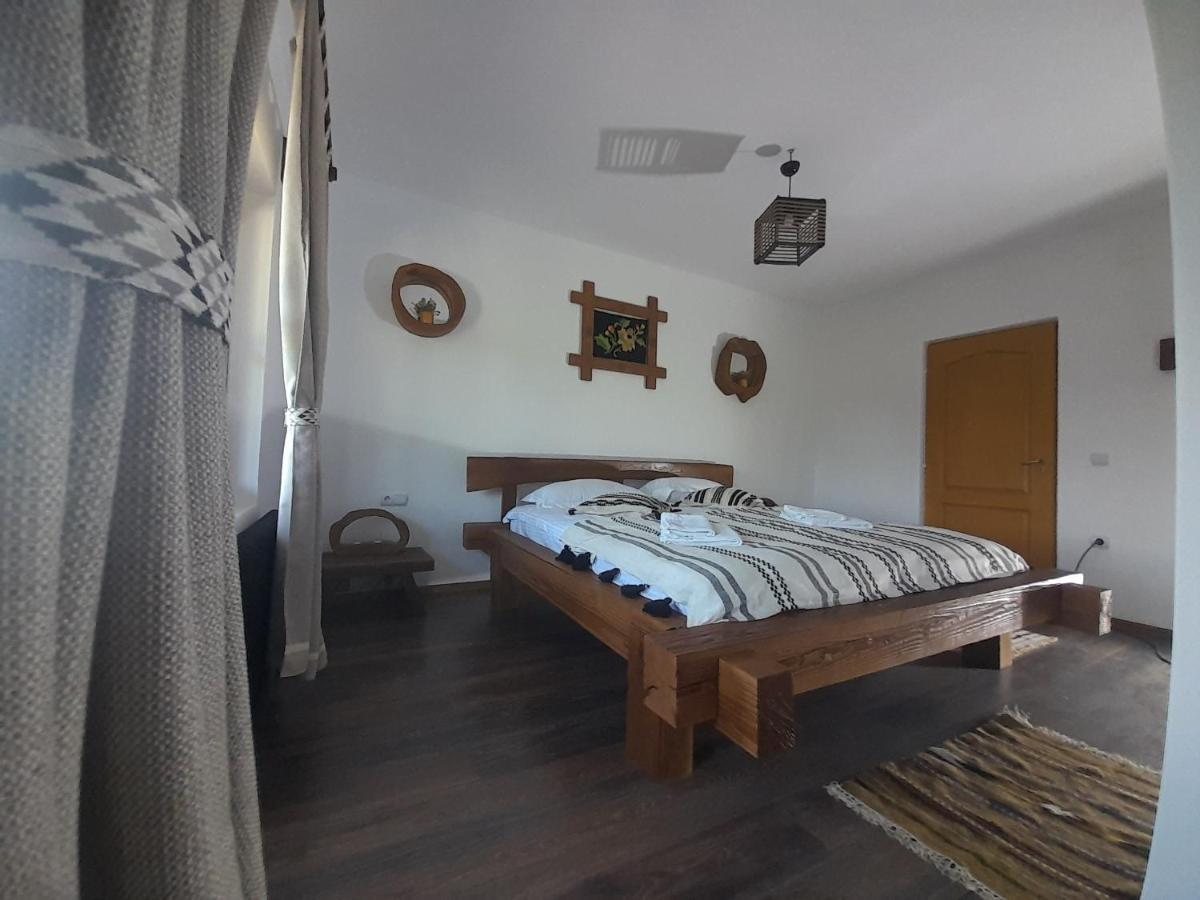 Mosia Dar In Rai Apartment Berbesti ภายนอก รูปภาพ