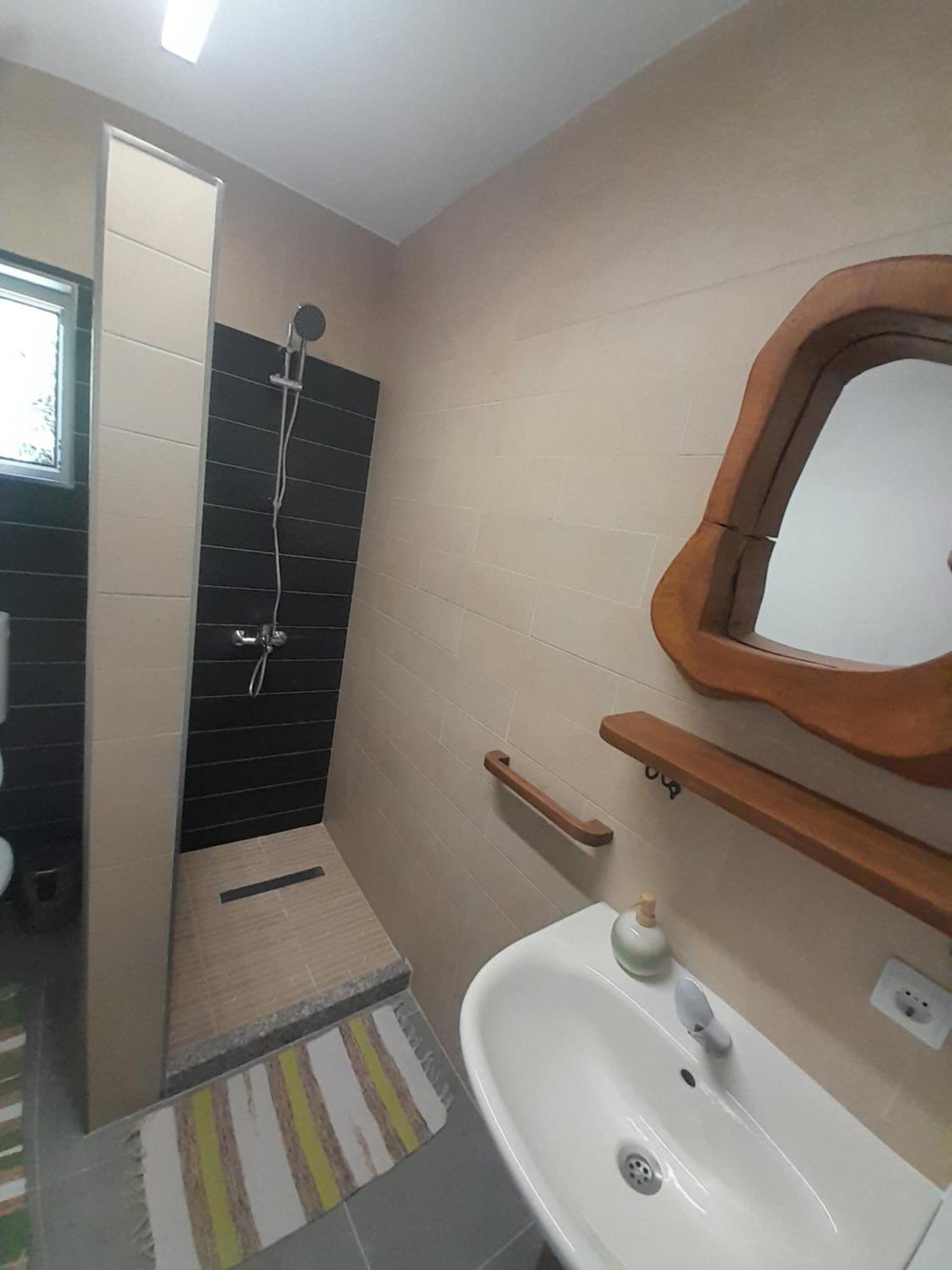 Mosia Dar In Rai Apartment Berbesti ภายนอก รูปภาพ